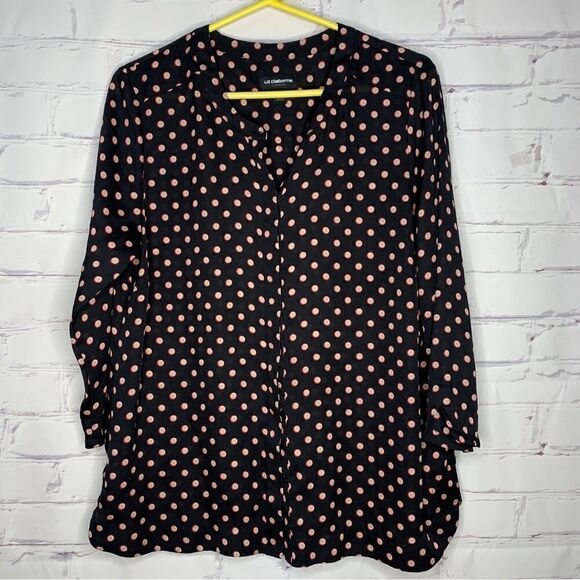 Liz Claiborne large button up top - Picture 1 of 4